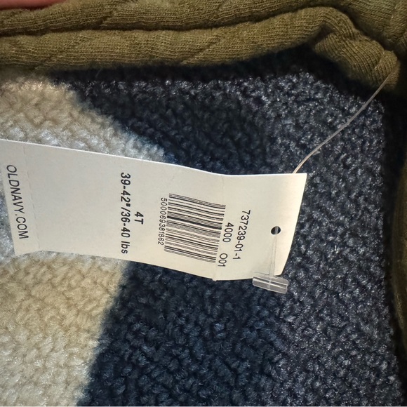 Old Navy Olive Green Quilted Hoodie - Picture 2 of 2